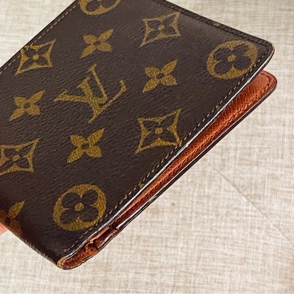 Louis Vuitton mens brown Wallet - Picture 6 of 10